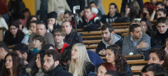 Από σήμερα οι αιτήσεις μετεγγραφών για τους πυρόπληκτους φοιτητές